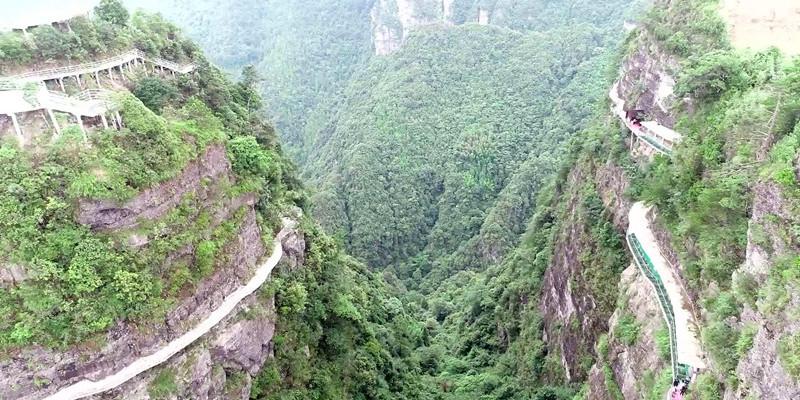 勇闯重庆最贵中餐厅!我看不太懂,但我大受震撼…